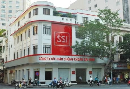 SSI chào bán 497 triệu cổ phiếu, vốn điều lệ sẽ tăng lên gần 15.000 tỷ đồng