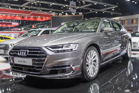 Audi Việt Nam tiến hành chương trình triệu hồi kiểm tra và thay thế lưới lọc dầu trên 33 Audi A8L