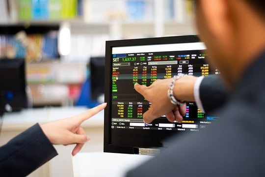 Chiến lược đầu tư năm 2023: Phòng thủ để tối ưu hoá cơ hội