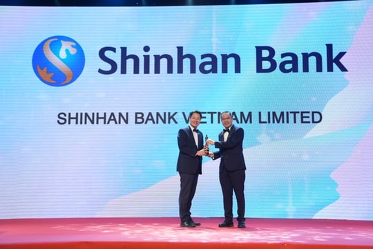 Ngân hàng Shinhan đón nhận giải thưởng "Nơi làm việc tốt nhất châu Á" lần thứ 4 liên tiếp