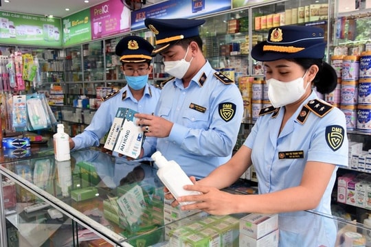 Thiếu kinh phí kiểm định “làm khó” lực lượng quản lý thị trường trong phân biệt thuốc thật - giả