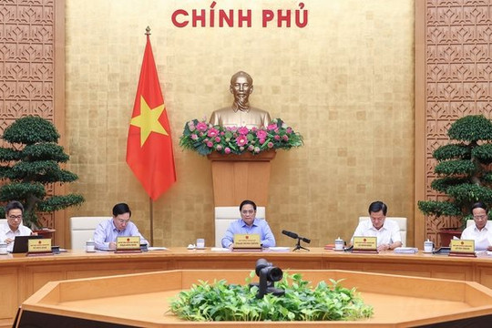 Xây dựng và hoàn thiện các dự thảo luật trên tinh thần tháo gỡ khó khăn, vướng mắc, giải phóng tối đa nguồn lực phục vụ phát triển
