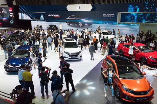 Doanh số bán ô tô tháng 8/2022 tăng 247% so với cùng kỳ
