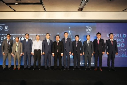 Ngân hàng Shinhan Việt Nam tổ chức Hội thảo Tài chính Chuyên đề - Phát triển ngân hàng số ở Việt Nam và Hàn Quốc 