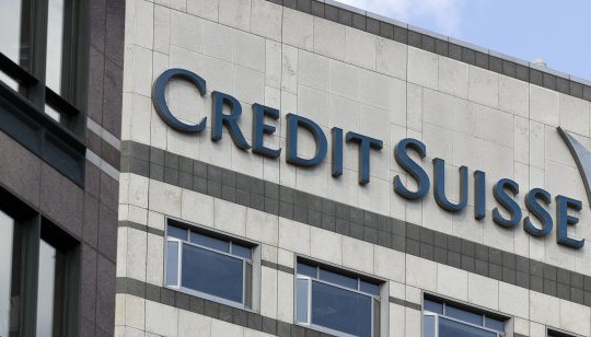 Credit Suisse mua lại khoản nợ 3 tỷ USD, bán khách sạn nổi tiếng
