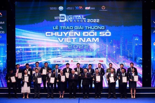 6 ngân hàng được vinh danh tại lễ trao Giải thưởng Chuyển đổi số Việt Nam năm 2022