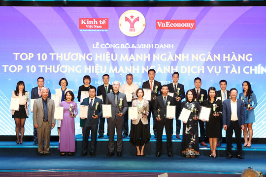 Nhiều ngân hàng được vinh danh trong Lễ trao giải Thương hiệu mạnh Việt Nam 2022