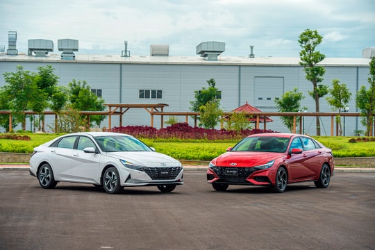 Hyundai Elantra thế hệ hoàn toàn mới chính thức ra mắt thị trường Việt Nam