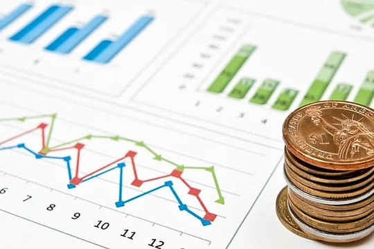 Thâm hụt ngân sách của Mỹ giảm một nửa so với năm trước