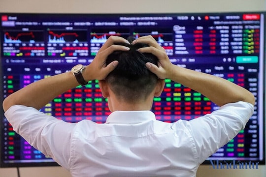 1.000 điểm trở thành vùng cản, nhà đầu tư nên đứng ngoài thị trường