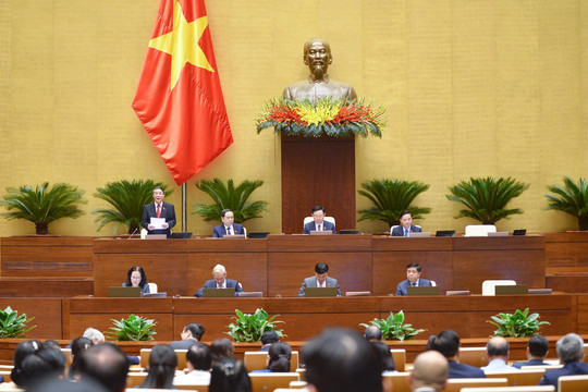 ĐBQH: Việt Nam như một ngôi sao sáng trong bối cảnh kinh tế thế giới không ngừng biến động