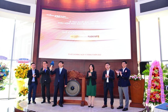Niêm yết và chính thức giao dịch chứng chỉ Quỹ ETF Kim Growth VNFINSELECT