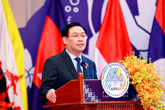 Sự đoàn kết, gắn bó và tương hỗ lẫn nhau là yếu tố quan trọng giúp ASEAN thành công
