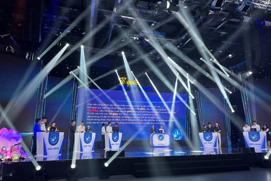 Tổ quốc bên bờ sóng 2022: Chính thức khởi động vòng thi Chung kết 