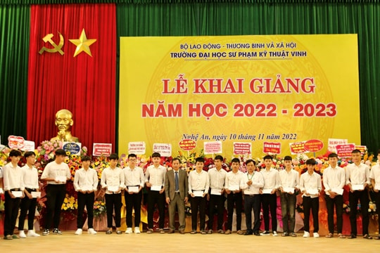 Toyota Việt Nam trao tặng 200 suất học bổng hỗ trợ sinh viên chuyên ngành kỹ thuật và âm nhạc năm 2022