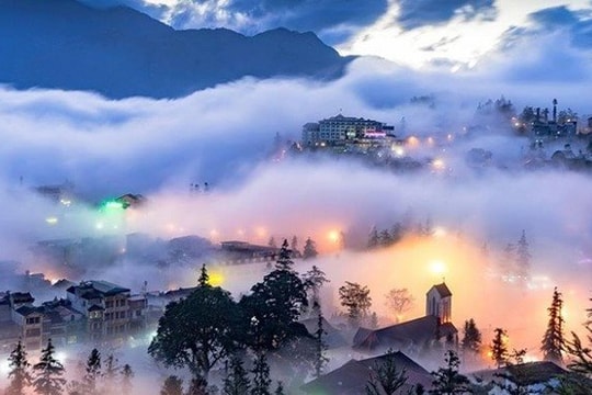 Tam Đảo đón nhận giải thưởng quốc tế "Thị trấn điểm đến ấn tượng hàng đầu thế giới năm 2022"