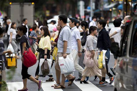 Lạm phát của Nhật Bản tăng tốc khi Ngân hàng Trung ương cân nhắc vấn đề lãi suất