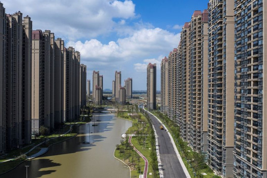 Trung Quốc có thể nới lỏng quy định về 'ba lằn ranh đỏ' đối với bất động sản