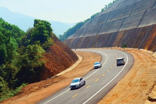 Vốn đầu tư công cho các dự án giao thông trong năm 2023 là 94.161 tỷ đồng 