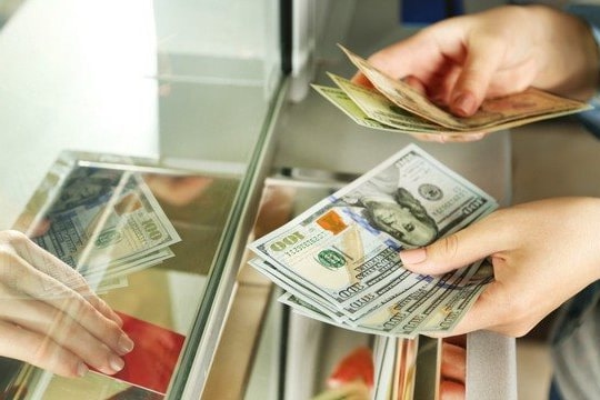 Nâng cao hiệu quả quản lý ngoại hối: Định vị trách nhiệm ngân hàng và khách hàng