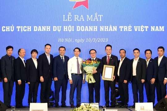 Ông Hoàng Bình Quân làm Chủ tịch danh dự Hội Doanh nhân trẻ Việt Nam