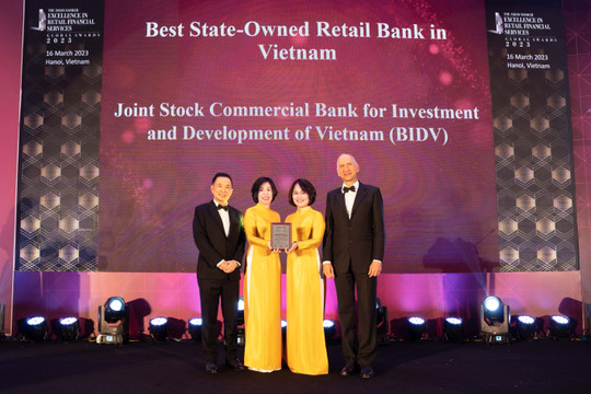 BIDV nhận 04 giải thưởng danh giá về dịch vụ ngân hàng dành cho khách hàng cá nhân