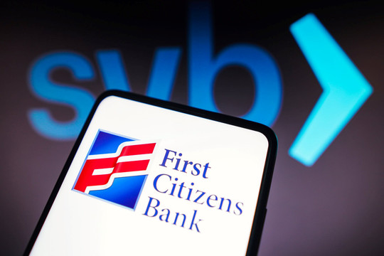 Ngân hàng First Citizens  mua lại hầu hết tài sản của SVB