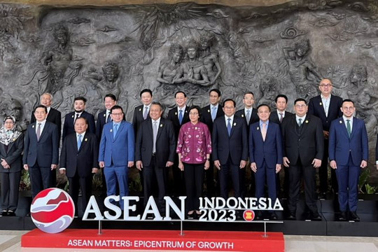 Phó Thống đốc Phạm Tiến Dũng tham dự Hội nghị Thống Đốc NHTW ASEAN (ACGM) lần thứ 19 và Hội nghị Thống đốc NHTW và Bộ trưởng Tài chính ASEAN (AFMGM) lần thứ 9