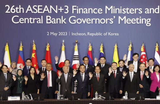 Phó Thống đốc Phạm Tiến Dũng tham dự Hội nghị Thống đốc NHTW và Bộ trưởng Tài chính ASEAN+3