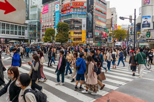 Rơi vào suy thoái kỹ thuật, Nhật Bản mất ngôi nền kinh tế lớn thứ ba thế giới