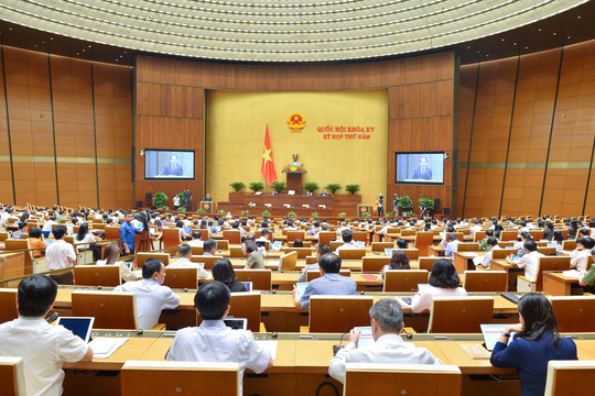 Quốc hội thông qua Nghị quyết về chương trình xây dựng luật, pháp lệnh