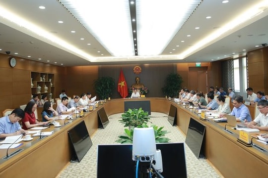 Cần khẩn trương đề xuất ban hành cơ chế khuyến khích đầu tư, huy động nguồn lực điện mặt trời mái nhà