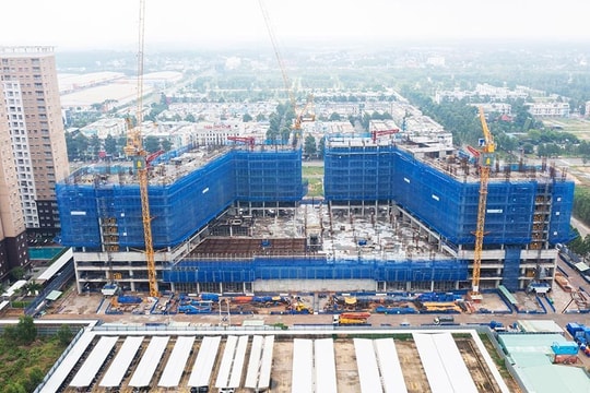 Lỗ nặng, Xây dựng Hòa Bình bắt đầu kế hoạch tái cấu trúc toàn diện bằng việc bán công ty con