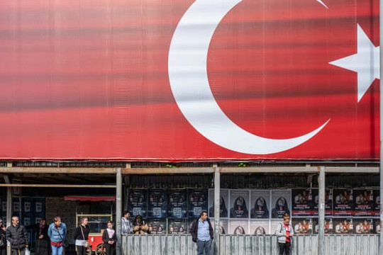 Bước ngoặt chống lạm phát tại Thổ Nhĩ Kỳ: Ngân hàng Trung ương tăng lãi suất lên 15%