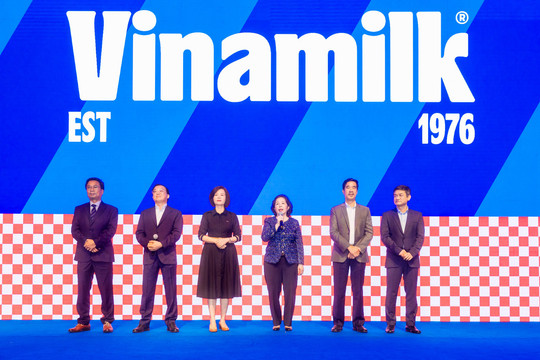 Vinamilk công bố nhận diện thương hiệu mới