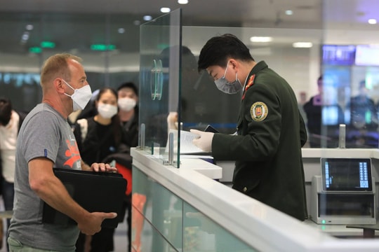Một số điều cần lưu ý khi Luật sửa đổi một số điều của Luật Xuất cảnh, nhập cảnh, có hiệu lực