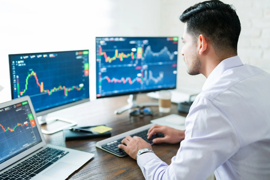 Dragon Capital bán hơn 120 triệu cổ phiếu ACB, America LLC thành cổ đông lớn của SGN