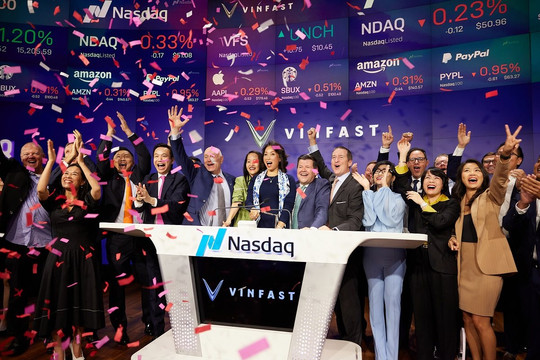 VinFast chính thức rung chuông trên Nasdaq Global Select Market - giá trị vốn hóa 23 tỷ USD