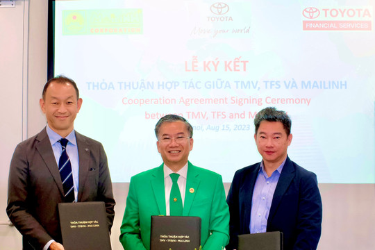 Toyota Việt Nam ký thỏa thuận hợp tác chiến lược với Tập đoàn Mai Linh