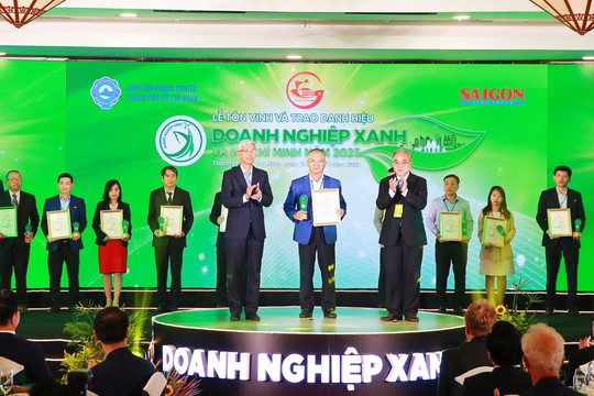 Sacombank nhận giải thưởng doanh nghiệp xanh TP. Hồ Chí Minh năm 2023