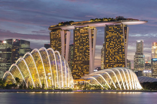 Tỷ phú châu Á đổ xô đầu tư vào Singapore