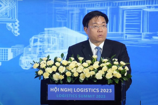 “Doanh nghiệp logistics Việt còn hoạt động manh mún, thiếu kinh nghiệm và tính chuyên nghiệp”