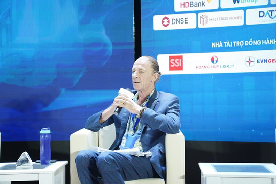 Chủ tịch Dragon Capital: “Các nhà đầu tư nước ngoài không chỉ quan tâm, tìm hiểu mà là phải đầu tư vào Việt Nam”