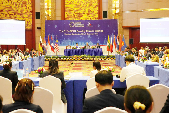 Hội nghị Hội đồng Hiệp hội Ngân hàng ASEAN lần thứ 51 tổ chức tại Thủ đô Viêng Chăn, Lào đã thành công tốt đẹp