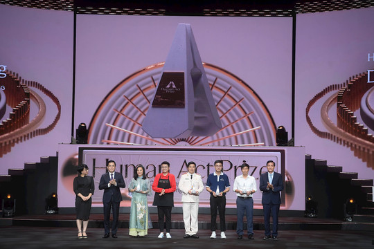 Heo Đất MoMo được vinh danh tại giải thưởng Human Act Prize 2023