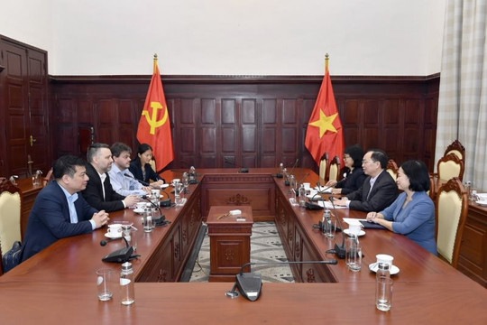 Phó Thống đốc Đào Minh Tú tiếp Tổ chức Developpement International Desjardins (DID) 