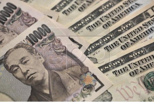 Đồng Yên trượt xuống mức 150 Yên/USD, làm phức tạp thêm quyết định về thời điểm tăng lãi suất của Nhật Bản