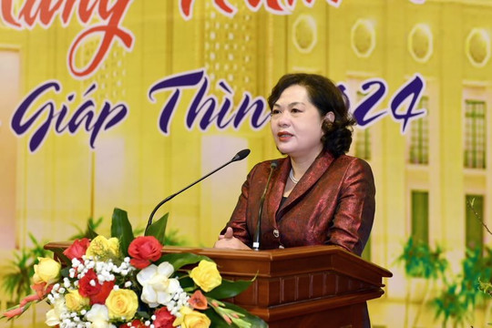 Phát huy mạnh mẽ hơn nữa bản lĩnh, trí tuệ, tinh thần đoàn kết, đổi mới, sáng tạo trong lĩnh vực ngân hàng
