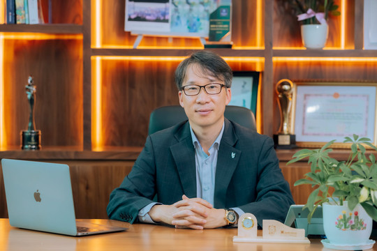 Shinhan Finance có Tổng Giám đốc mới, ông Chun Young ILL