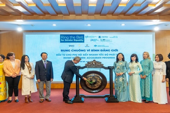 HNX và HOSE hưởng ứng chiến dịch “Rung chuông vì Bình đẳng giới”
